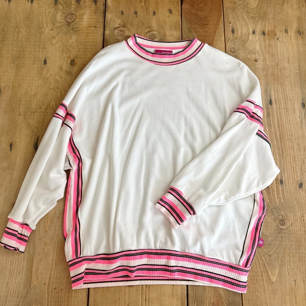 Westwind White Sweater Top Oversized White Pink Terrycloth inside Comfy! M/L‎
